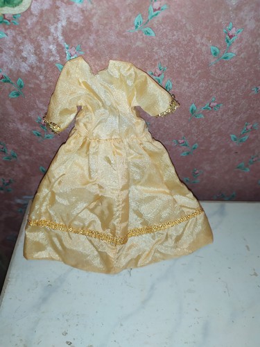 Altes franz kleid puppe - kleid,
